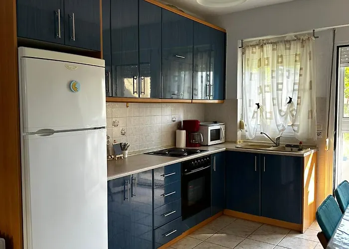 House 77