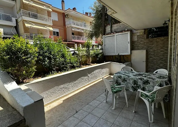 House 77